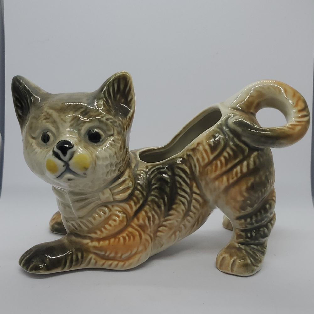 Vintage Ceramic Cat Planter - Brown and Cream